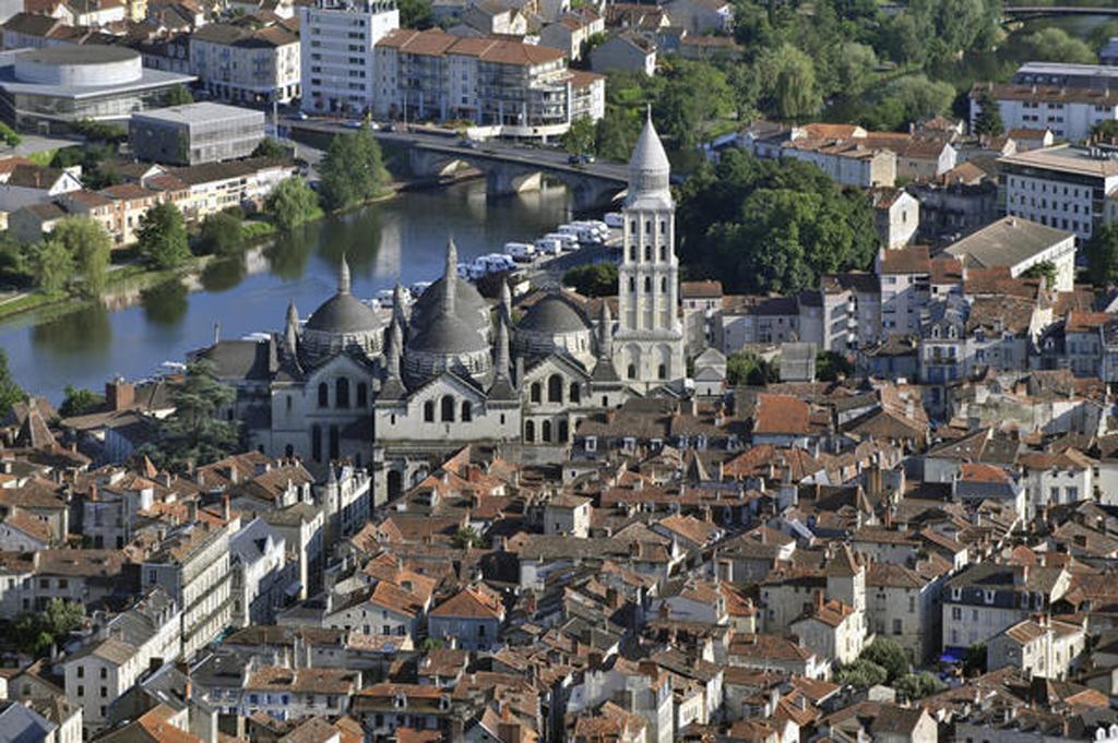 Hotel Vvf Perigord Sorges-En-Perigord Zewnętrze zdjęcie