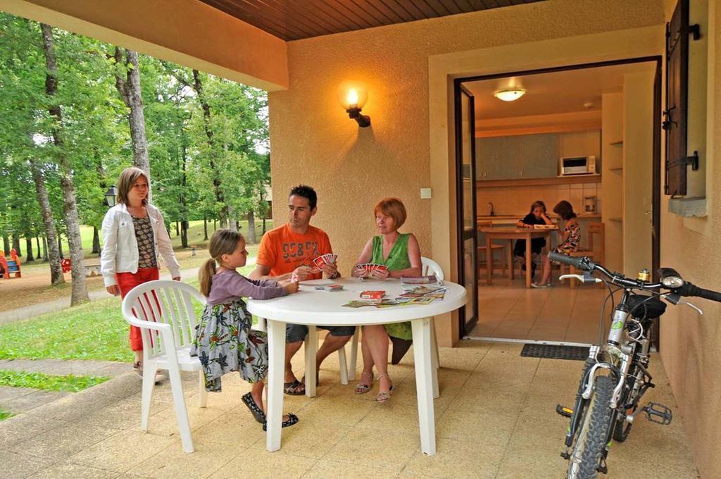 Hotel Vvf Perigord Sorges-En-Perigord Zewnętrze zdjęcie